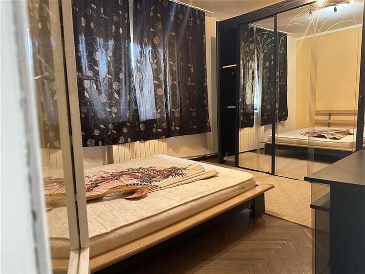 Apartament cu 2 camere semidecomandat, mobilat în Aradului
