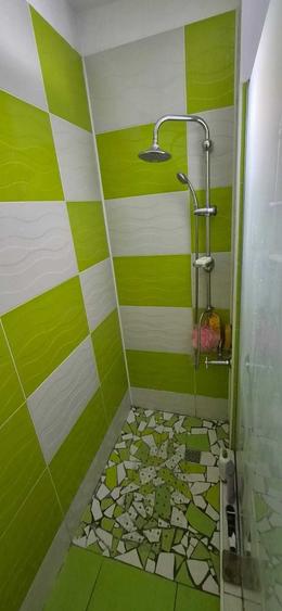 Apartament cu 3 camere decomandat în Prundu