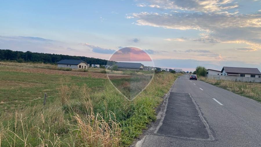 Teren Construcții intravilan de 5000 mp, în Samurcași