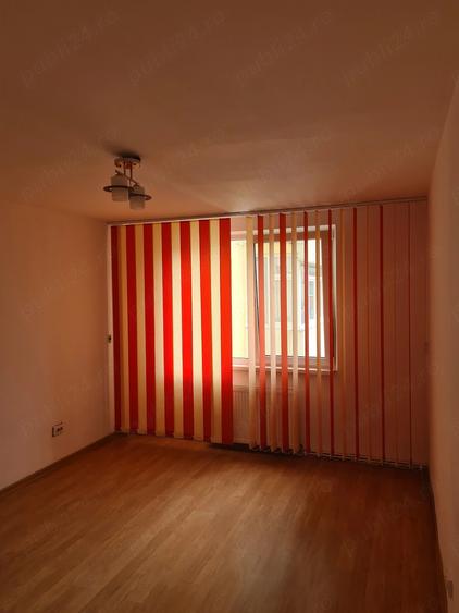 Apartament cu 2 camere decomandat în Precista