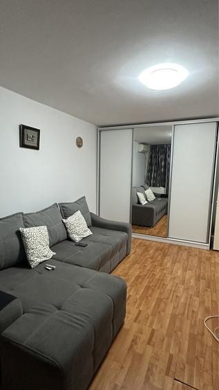 Garsonieră decomandată în Mihai Bravu