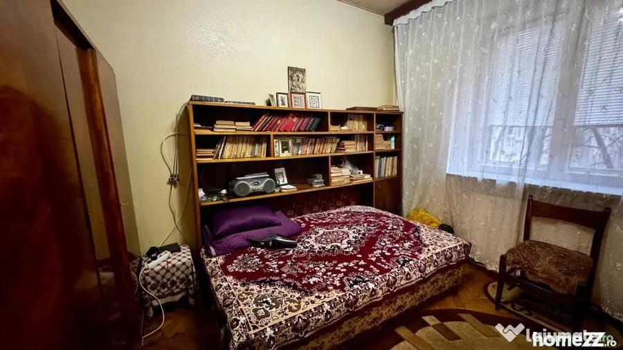 Apartament cu 2 camere decomandat în Ferentari