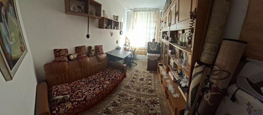 Apartament cu 3 camere în Podari