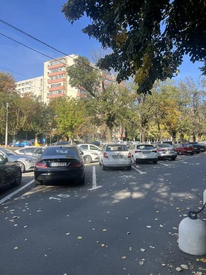 Apartament cu 2 camere semidecomandat în Alexandru Obregia