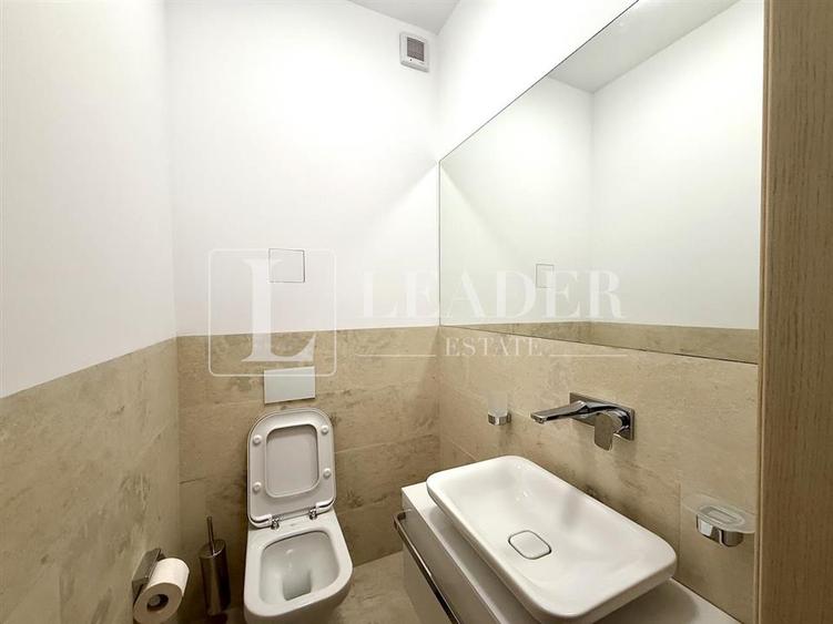 Apartament cu 3 camere decomandat, mobilat în Universitate