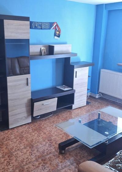 Apartament cu 2 camere semidecomandat în Exterior Vest