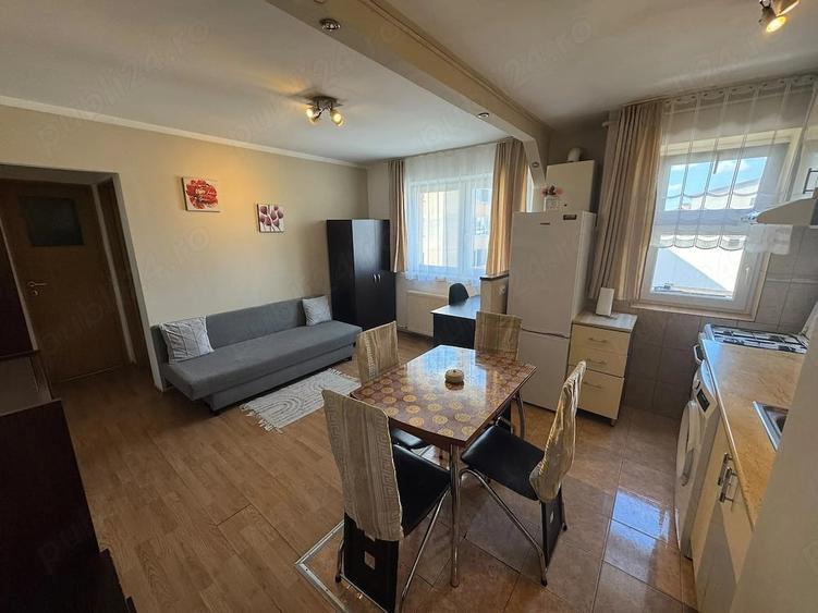 Apartament cu 2 camere semidecomandat în Central