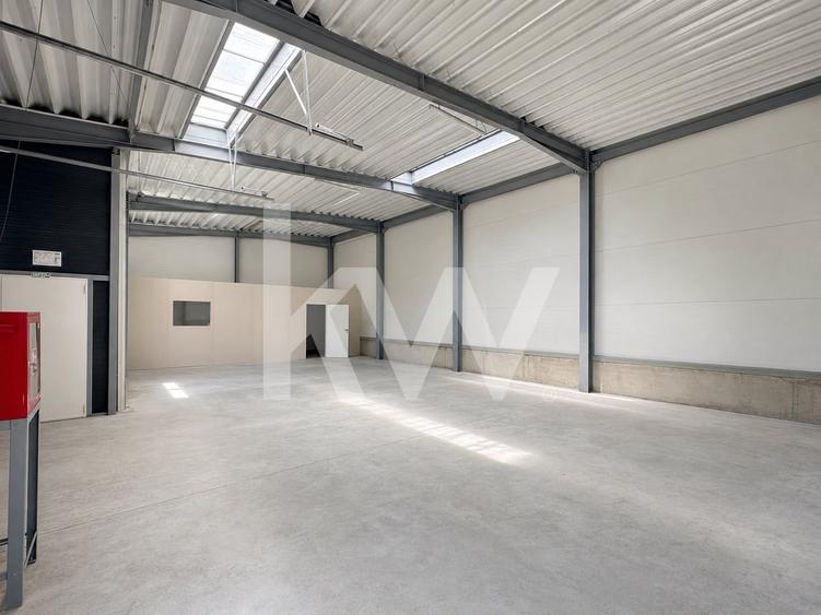 Spațiu industrial, de 130 mp, în Bartolomeu