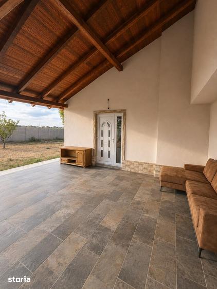 Casă cu 2 camere cu Teren 1100 Mp în Nojorid