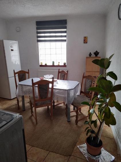 Casă cu 3 camere cu Teren 260 Mp în Central