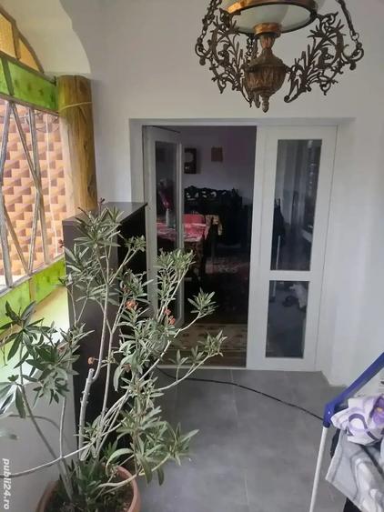 Casă cu 6 camere cu Teren 1000 Mp în Bâldana