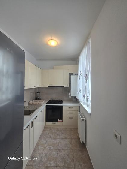 Apartament cu 2 camere decomandat în Exterior Vest