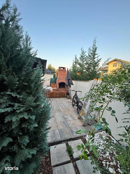 Casă cu 5 camere cu Teren 570 Mp în Corbeanca