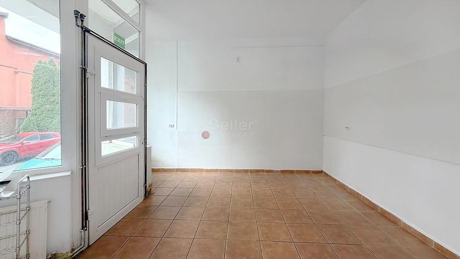 Spațiu comercial, de 30 mp, în Astra
