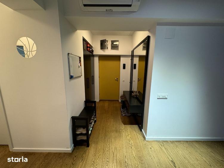 Apartament cu 3 camere decomandat în Aviației