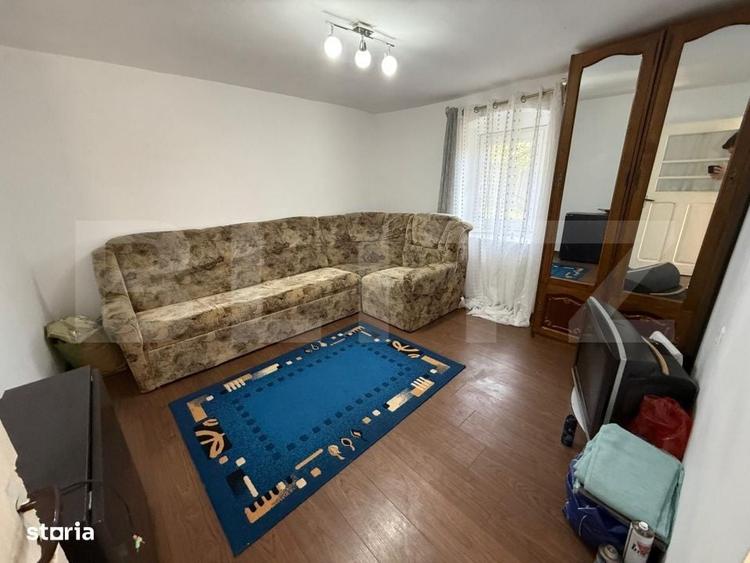 Casă cu 4 camere în Georocu Mare