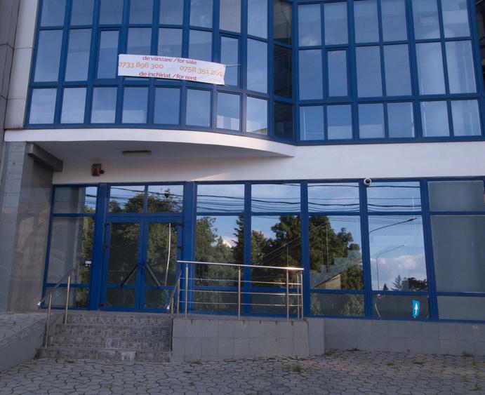 Spațiu comercial, de 1,200 mp, în Ultracentral