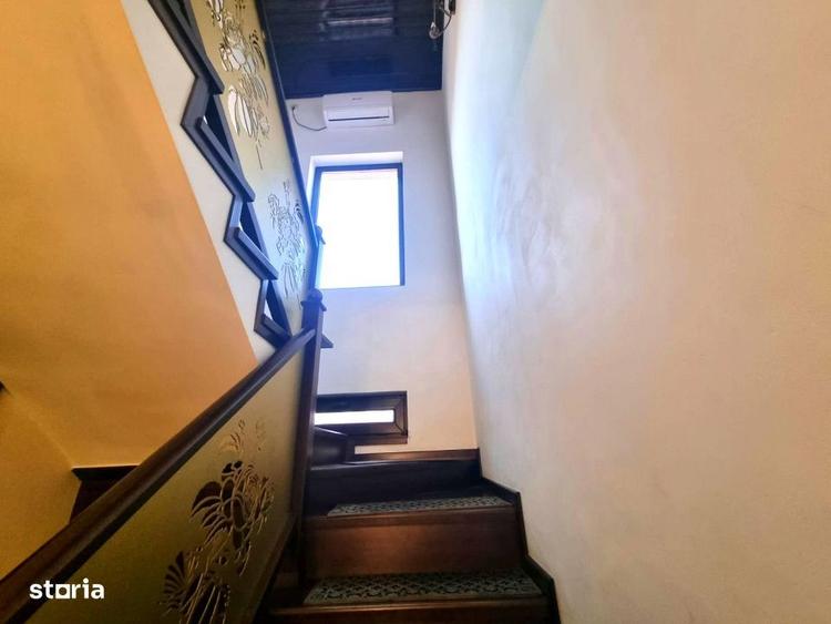 Casă cu 4 camere cu Canalizare în Valu lui Traian