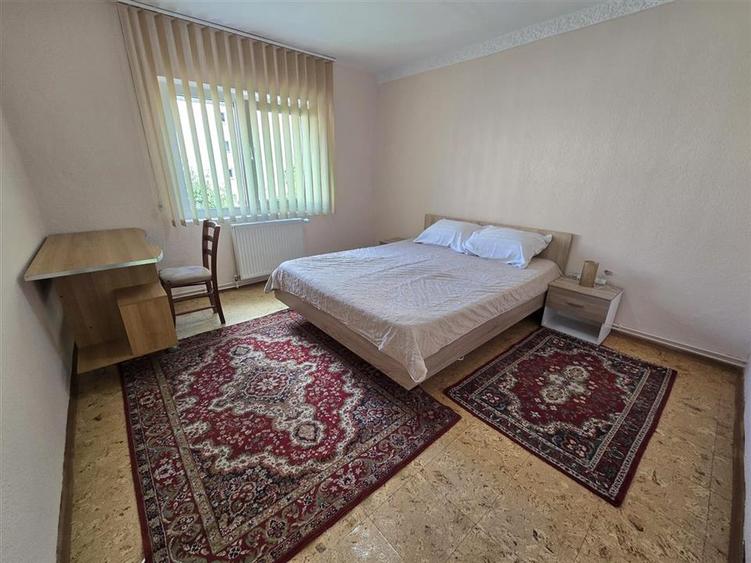 Apartament cu 2 camere decomandat, mobilat în Răcădău — fotografia 2