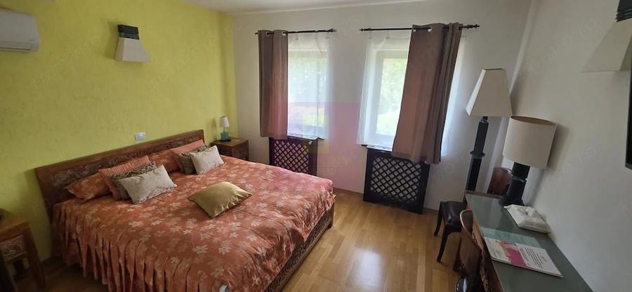 Spațiu comercial, de 1,200 mp, în Cornu