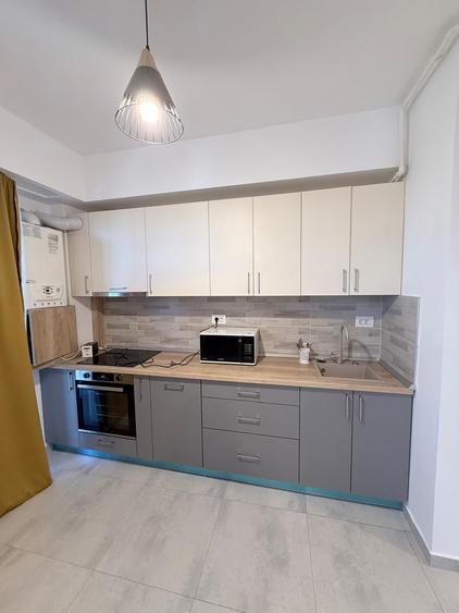 Apartament cu 2 camere decomandat în Păcii