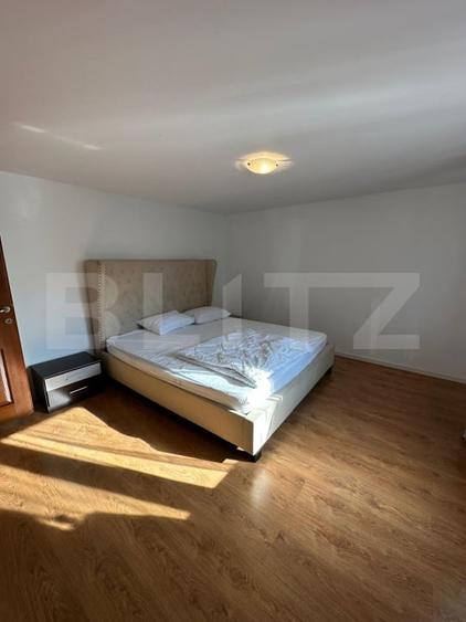 Apartament cu 3 camere decomandat, mobilat în Dâmbul Rotund