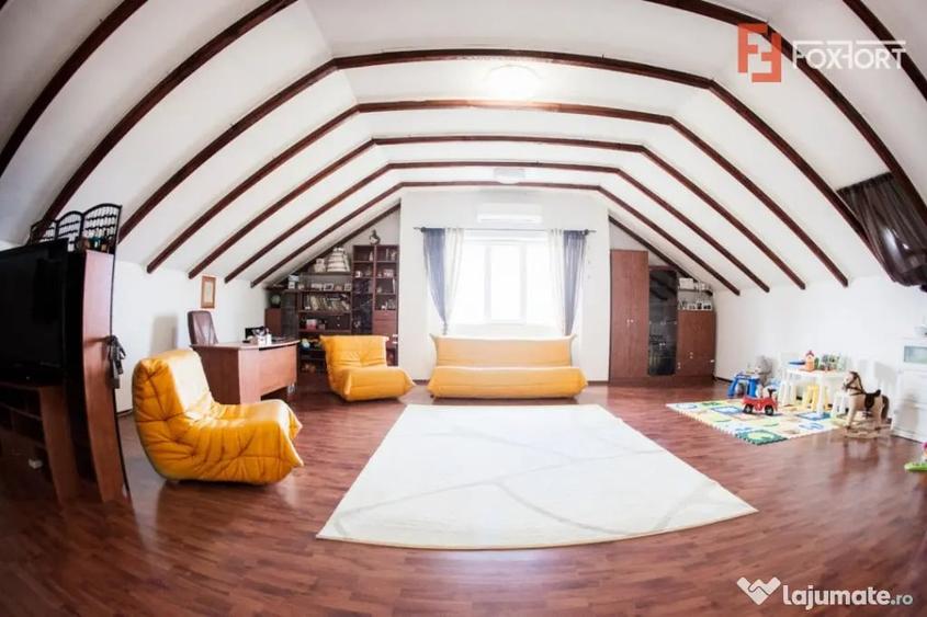 Casă cu 6 camere cu Teren 5880 Mp în Giarmata