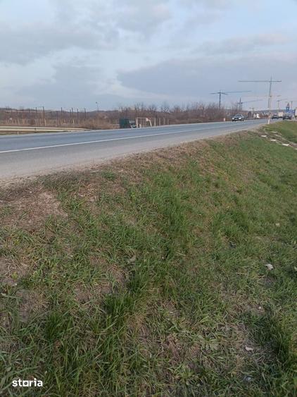 Teren de 2200 mp, în Nord