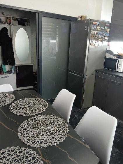 Apartament cu 2 camere semidecomandat în Hipodrom