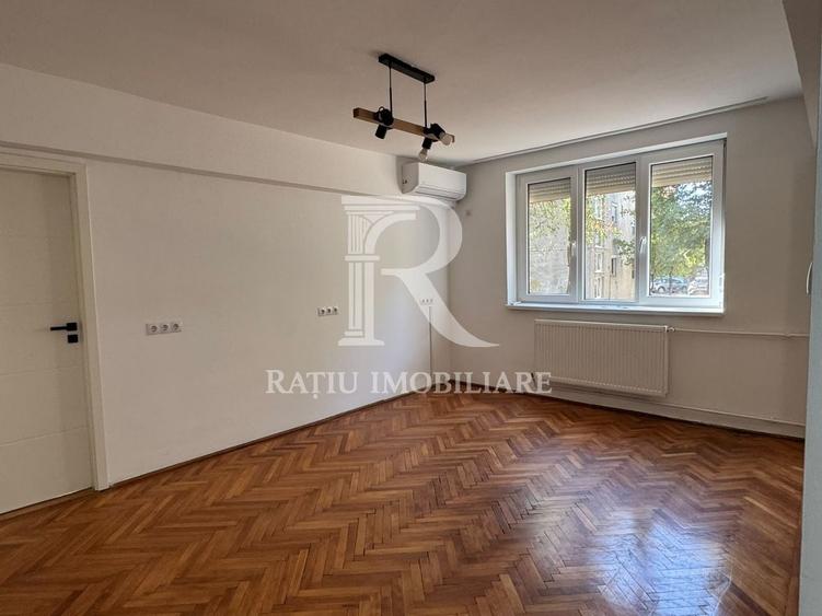 Apartament cu 2 camere decomandat, mobilat în Ultracentral