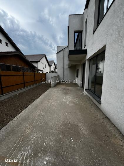 Casa tip duplex Comuna Berceni zona Miori?a/ Metrou Tudor Arghezi