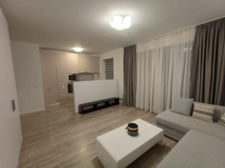 Apartament cu 2 camere decomandat în Exterior Vest