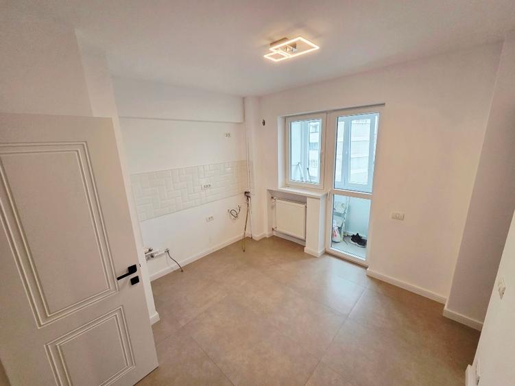 Apartament cu 3 camere decomandat în Universitate