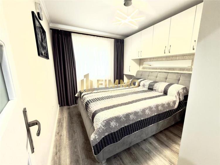 Apartament cu 4 camere semidecomandat în Central