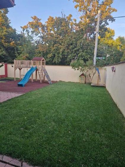 Casă individuală cu 5 camere cu Teren 350 Mp în Dămăroaia