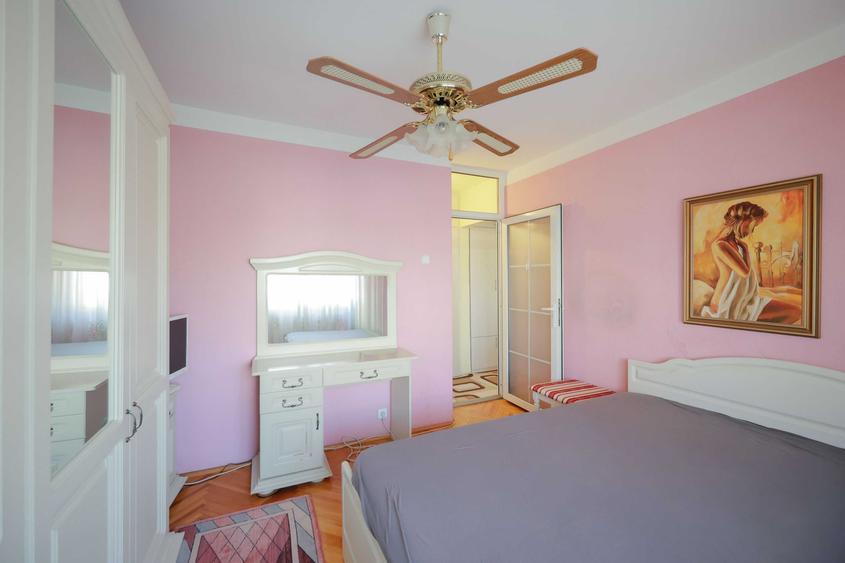 Apartament cu 2 camere decomandat în Dragoș Vodă
