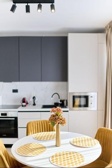 Apartament cu 2 camere decomandat, mobilat în Nord