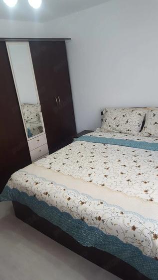 Apartament cu 3 camere decomandat în Județean
