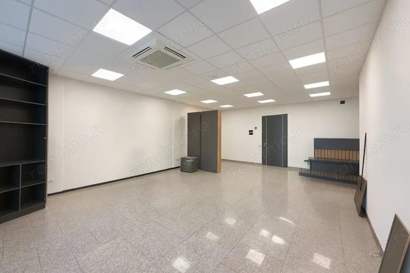 Spațiu comercial, de 120 mp, în Romană