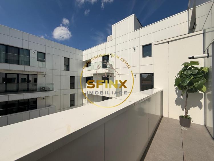 Apartament cu 2 camere semidecomandat, mobilat în P-ța Alba Iulia