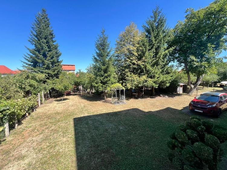 Garsoniera cu terasa proprie in vila interbelica | 20 mp + 16 mp terasa | Centru - 6