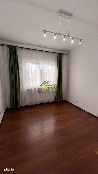 Apartament cu 3 camere în Est