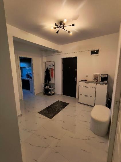 Apartament cu 3 camere, mobilat în Lunca Cetățuii