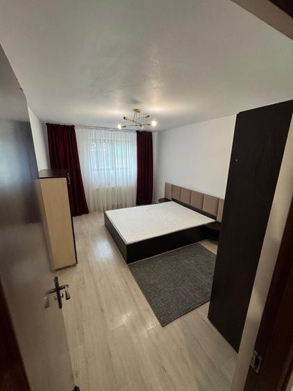 Apartament cu 2 camere decomandat în Regie