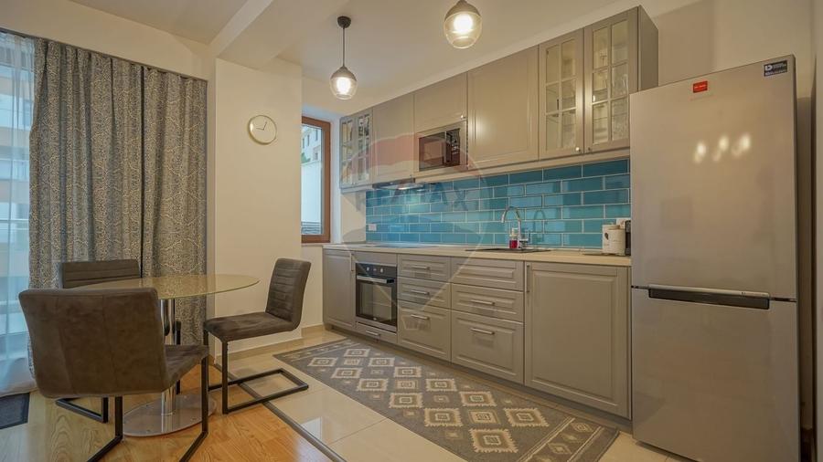 Apartament cu 2 camere semidecomandat, mobilat în Drumul Poienii