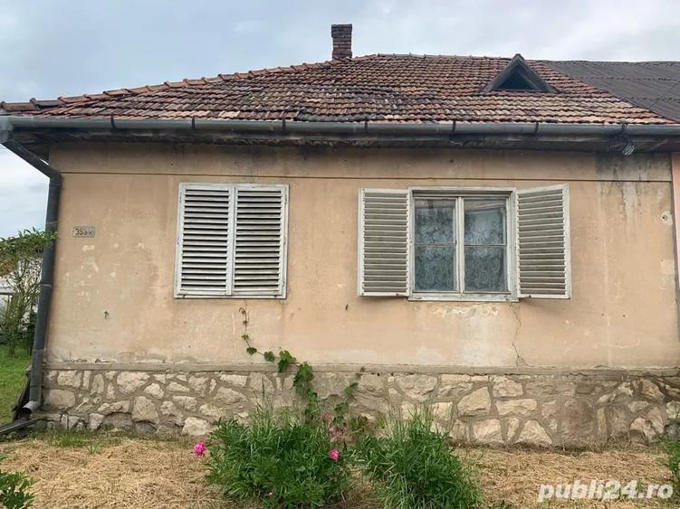 Casă cu 2 camere în Aghireșu