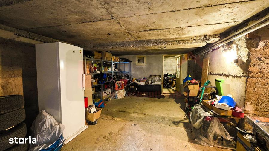 Casă cu 5 camere cu Teren 300 Mp în Ultracentral