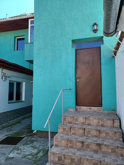 Casă cu 5 camere cu Teren 70 Mp în Central