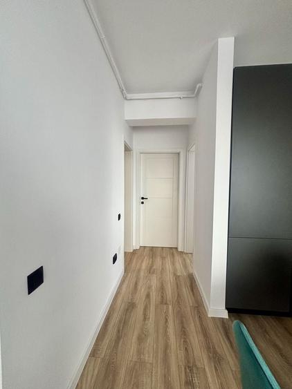 Apartament cu 3 camere decomandat în Florești