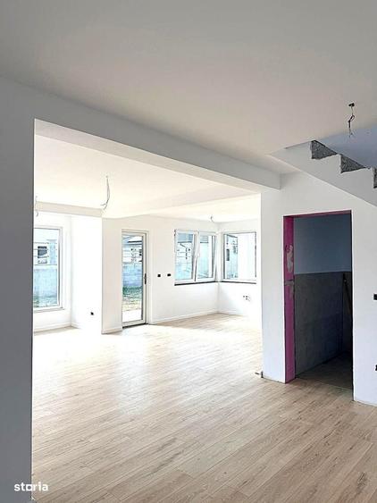 Casă cu 4 camere cu Teren 400 Mp în Central